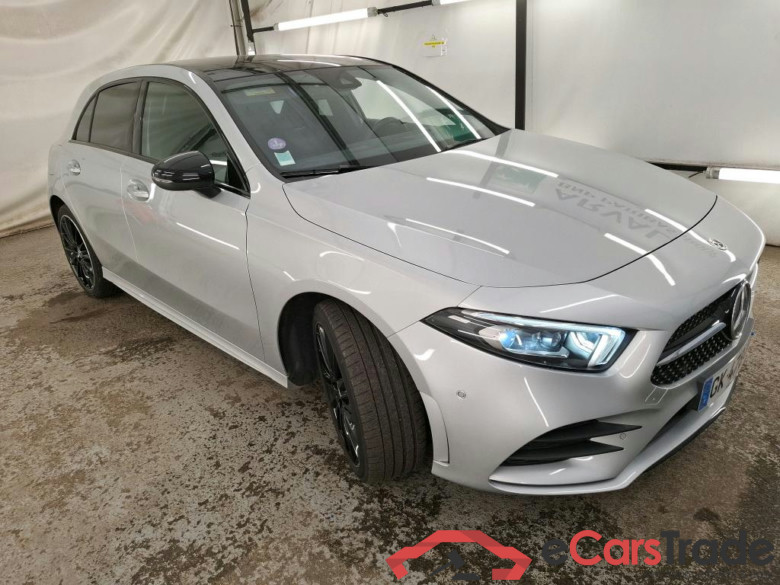 MERCEDES-BENZ Classe A Compact  2018  5P  Berline A 250 e AMG Line 8GDCT #4