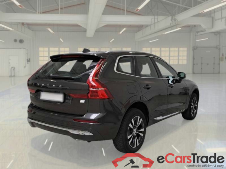 VOLVO XC60 / 2021 / 5P / SUV T6 PLUG-IN AWD AUTO RECHARGE INS. EXP #2