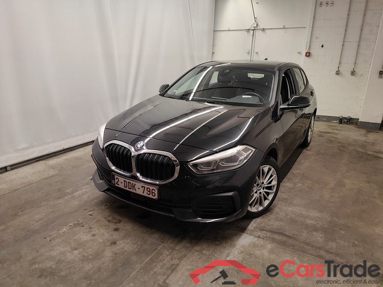 BMW 1 Reeks Hatch 118iA (100 kW) 5d #1
