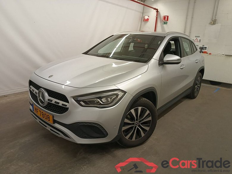 MERCEDES CLASSE GLA DIESEL - 2020 GLA 200 d 150 business Solution 5d Auto