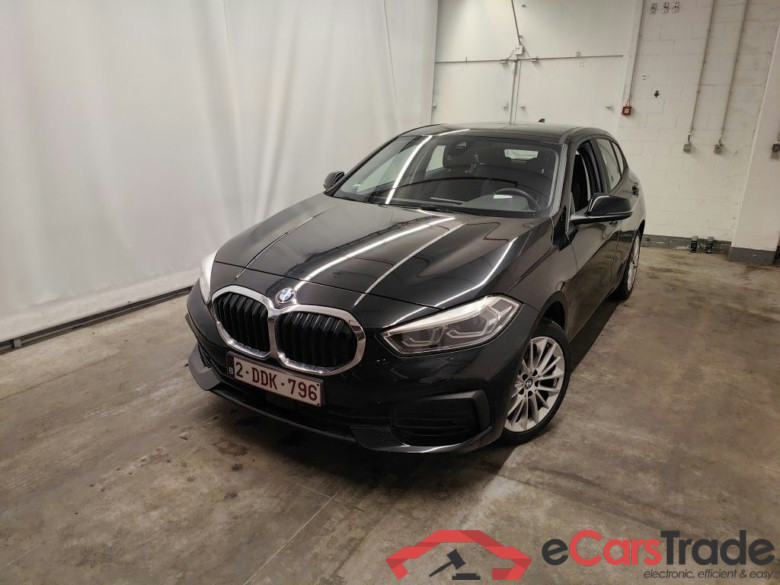 BMW 1 Reeks Hatch 118iA (100 kW) 5d