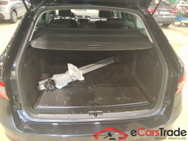 SKODA SUPERB COMBI 1.4 TSI PHEV 160KW DSG6 CLEVER #3