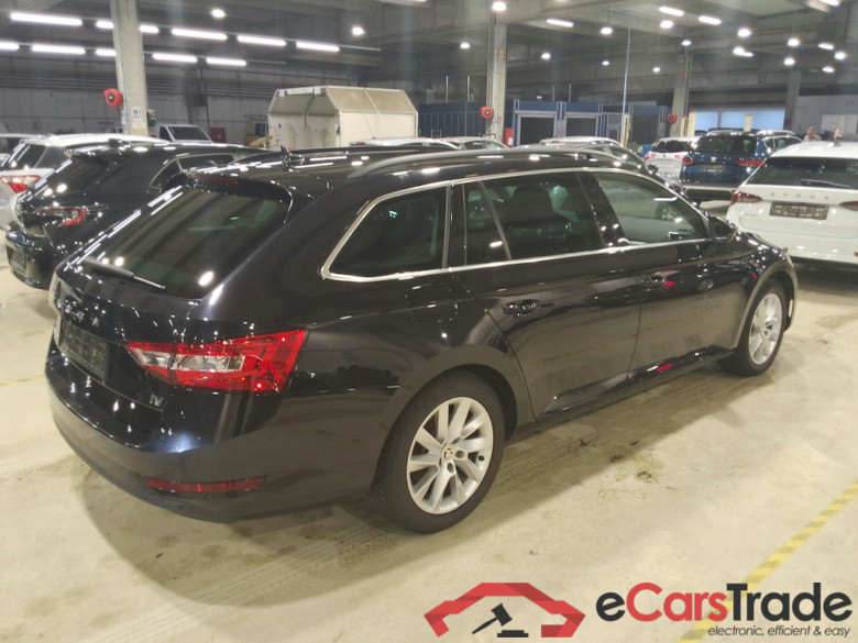 SKODA SUPERB COMBI 1.4 TSI PHEV 160KW DSG6 CLEVER #4