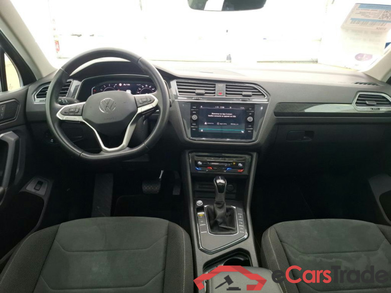 VOLKSWAGEN Tiguan / 2020 / 5P / SUV 1.5 TSI 150 DSG7 Elegance #5