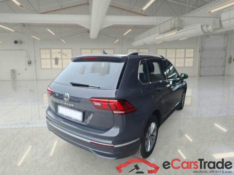 VOLKSWAGEN TIGUAN / 2020 / 5P / SUV 2.0 TDI SCR 110KW LIFE DSG #2
