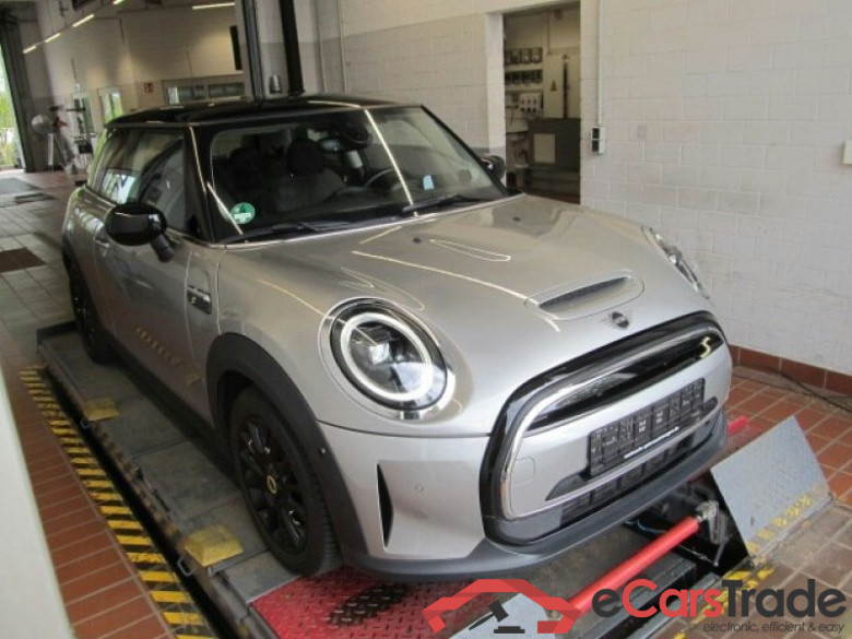MINI Mini 3-trg. (F56)(2013->) DE - LimS3 SE, Cooper SE Classic Trim, (Facelift 2) 2021 - 2024 #2