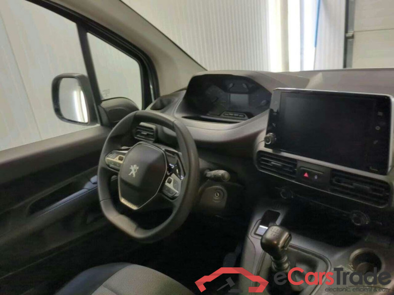 PEUGEOT Partner 1.2 PT. Premium #3