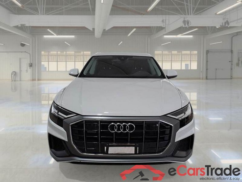 AUDI Q8 / 2018 / 5P / SUV 45 TDI 170KW QUATTRO TIPTRONIC #6