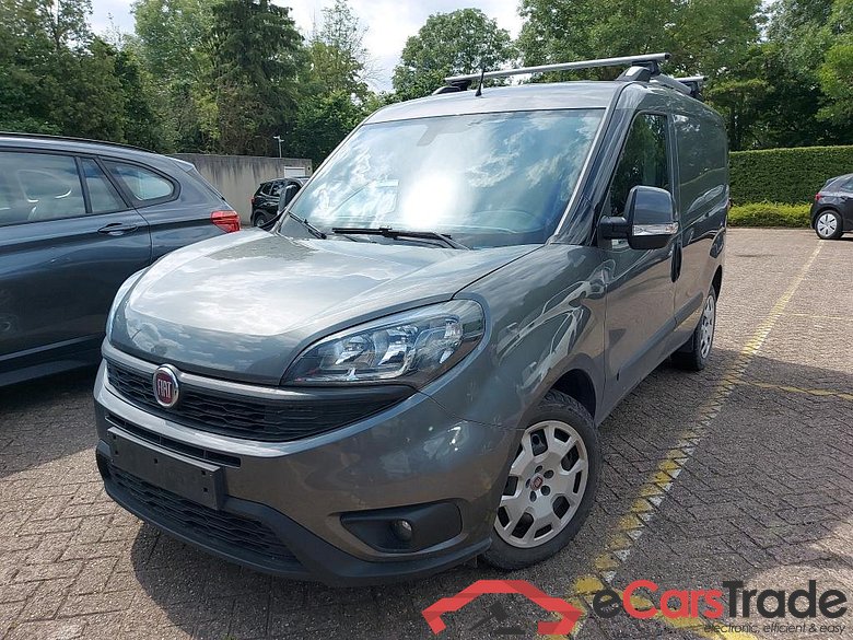 FIAT - FIA DOBLO CARGO B/F 1.6 Multijet 120PK With Climatic & Navigation & Cruise Control & Rear Camera