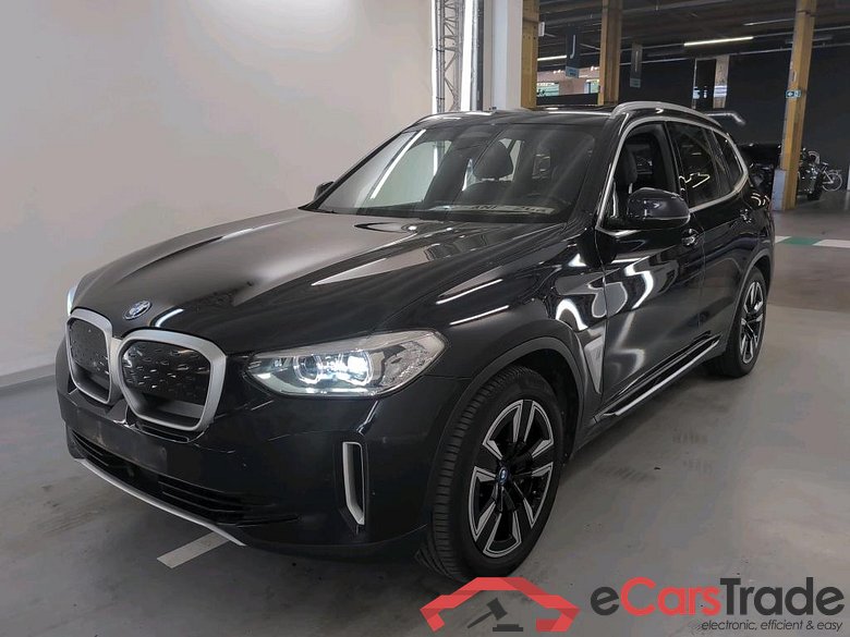 BMW IX3 80KWH AUTO