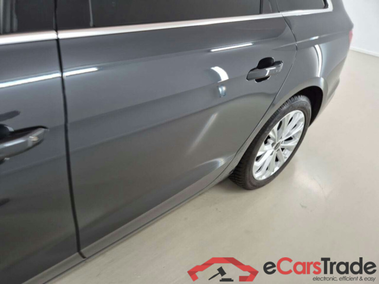 AUDI A4 AVANT 2.0 30 TDI BUSINESS EDITION AT #4