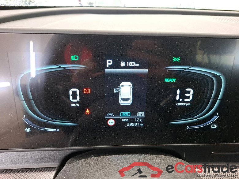 KIA Sportage / 2021 / 5P / SUV 1.6 T-GDI 265 PHEV AUTO 4WD ACTIVE #6
