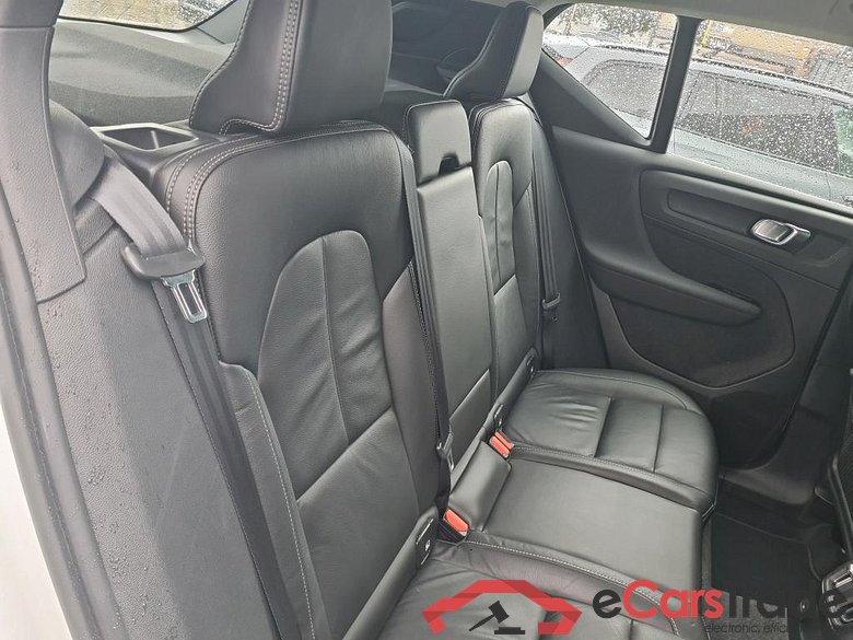 VOLVO XC40 1.5 T4 PHEV INSCRIPTION DCT #6