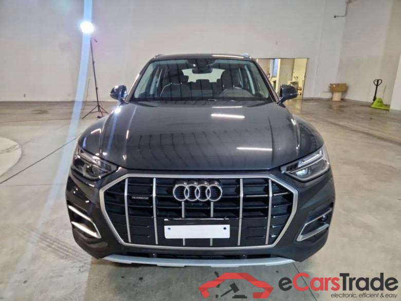 AUDI Q5 / 2020 / 5P / SUV 40 TDI BUSIN. ADVANCED QUATTRO S TRONIC #6
