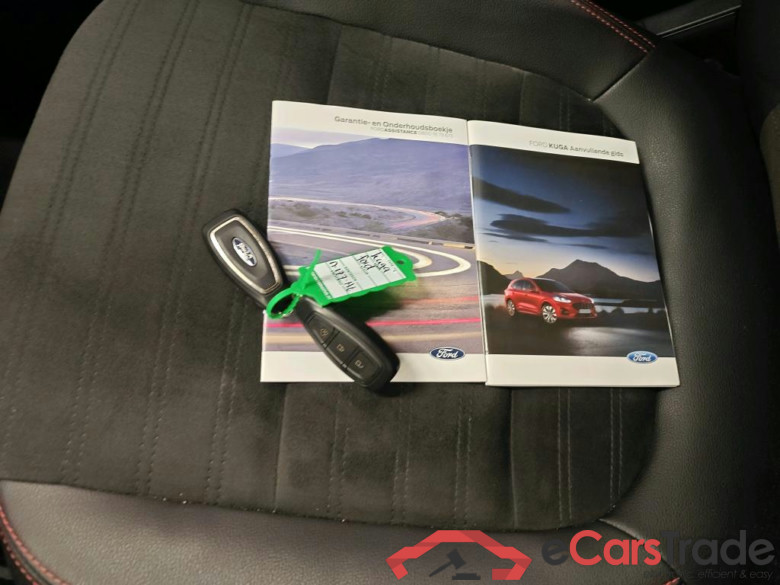 Ford Kuga ST-Line X 1.5 EcoBoost 150 pk 5d #4