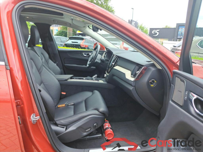 VOLVO - VOL XC60 T6 PHEV 350PK 4x4 Inscription Pack Business II With Moritz Leather & Harman Kardon Sound * HYBRID * #3