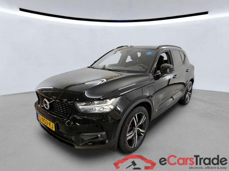 VOLVO XC40 192 kW #1