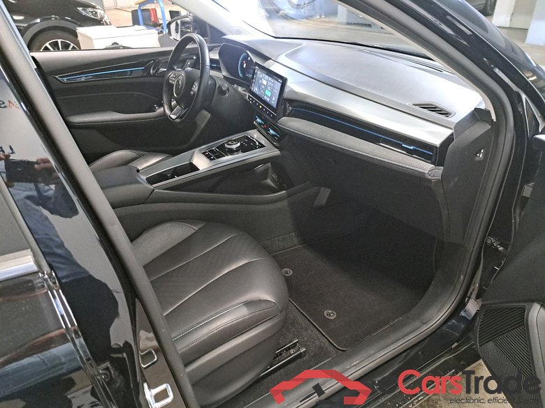 MG MG5 Luxury 61 kWh 156 hp #5