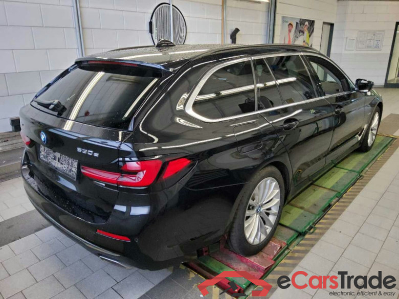 BMW 5 Touring (G31)(2017->) DE - Kb5 530 e EU6d, xDrive Luxury Line OPF, (Facelift) 2020 - 2024 #3
