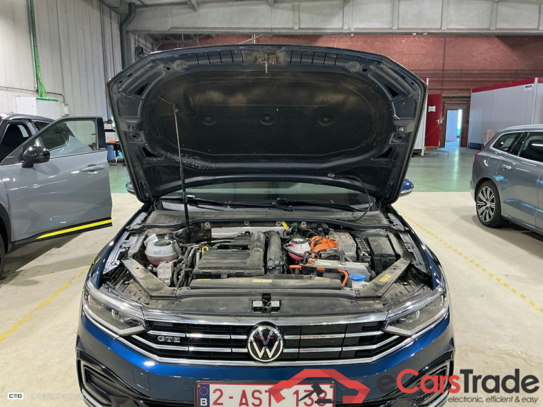 VOLKSWAGEN PASSAT VARIANT 1.4 TSI MSQ VARIANT GTE BUSINESS #6