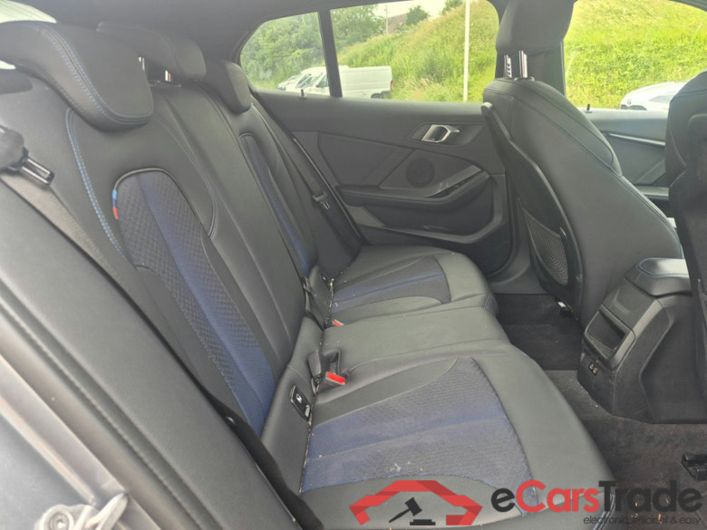 BMW 118i M-Sport Aut. LED LC-Pro Ambient Navi 1/2 Sport Leather KeylessGo Camera Klima PDC ... #6