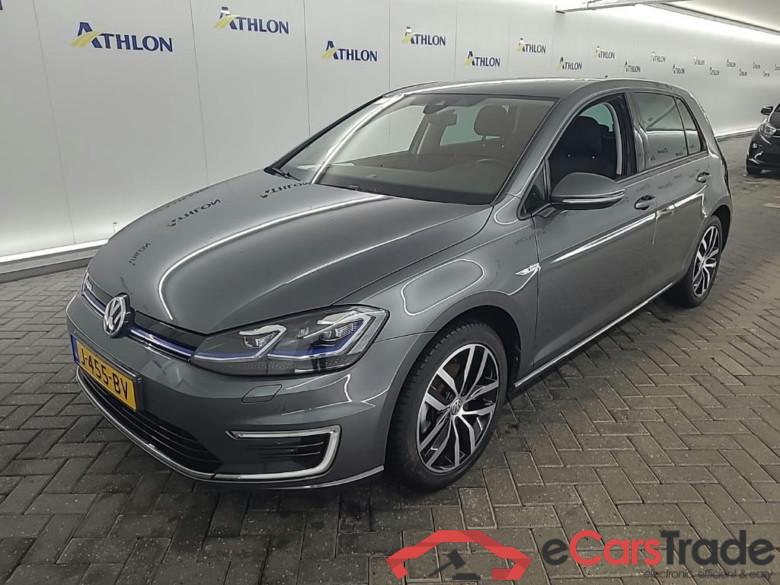 VOLKSWAGEN GOLF E-DITION 2020 5D 100kW #1