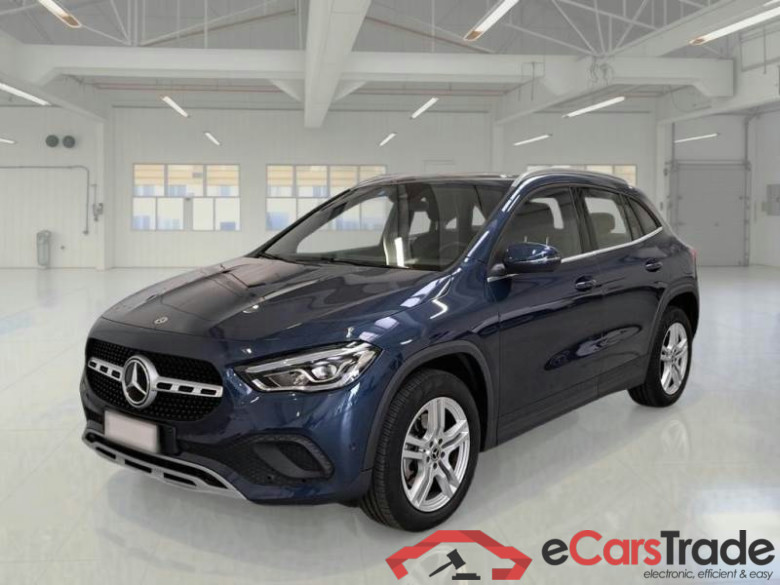 MERCEDES-BENZ GLA / 2020 / 5P / CROSSOVER GLA 250 E PLUG-IN HYBRID AUTO BUS EXTRA #1