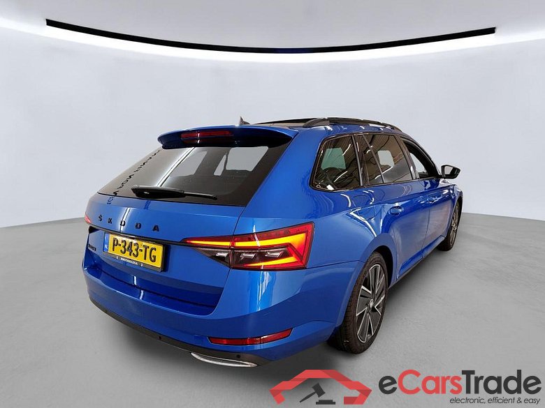 SKODA Superb Combi 110 kW #6