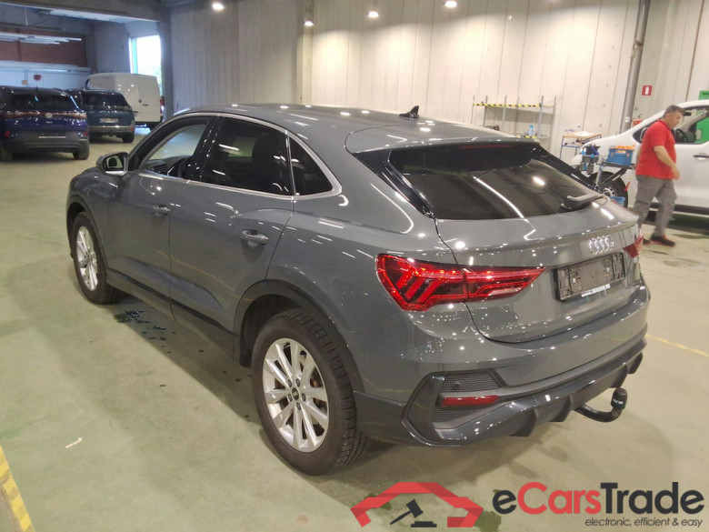 AUDI Q3 Sportback 1.4 45 TFSI E S TRONIC #2