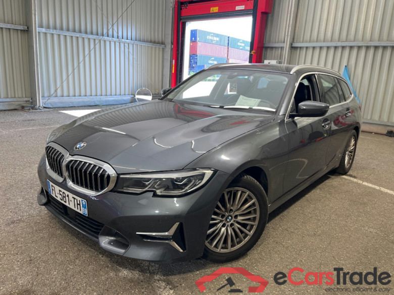 BMW 330i Luxury Aut. LED LC-Pro Head-Up Navi Hi-Fi Leather KeylessGo Camera Klima PDC ...
