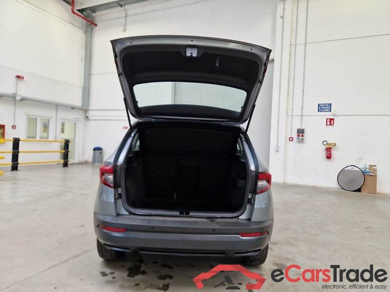 SKODA KAROQ / 2017 / 5P / SUV 1.6 TDI SCR EXECUTIVE DSG #5