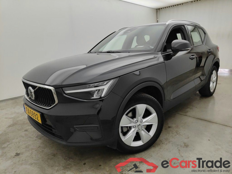 Volvo XC40 B3 Core DCT 5d #1