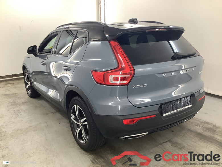 VOLVO XC40 DIESEL 2.0 D4 AWD R-Design Geartronic #3