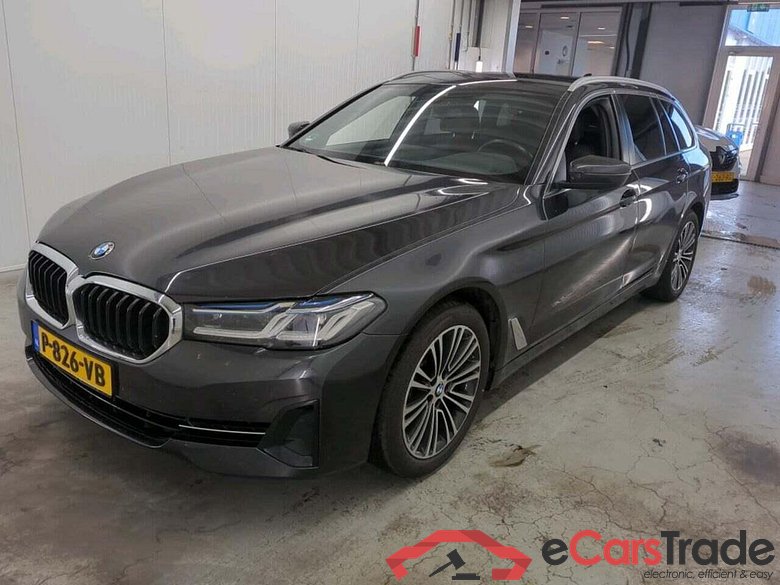 BMW 5-serie Touring 530i Bns Edit.+