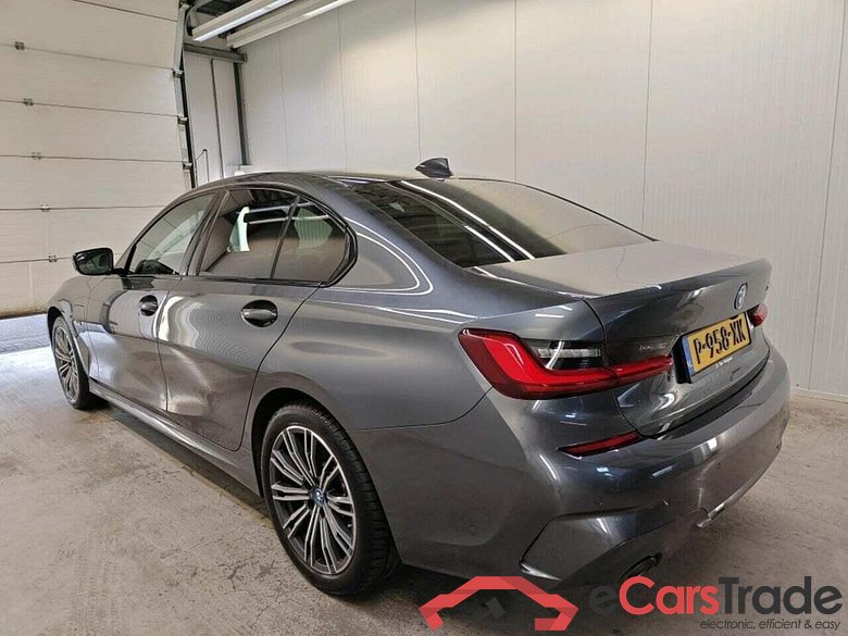 BMW 3-serie 320e Bns Ed. Pl. #6
