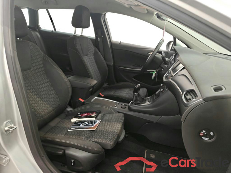 Opel Astra Sports Tourer 1.2 turbo S/S 81kW Business Edition 5d #3