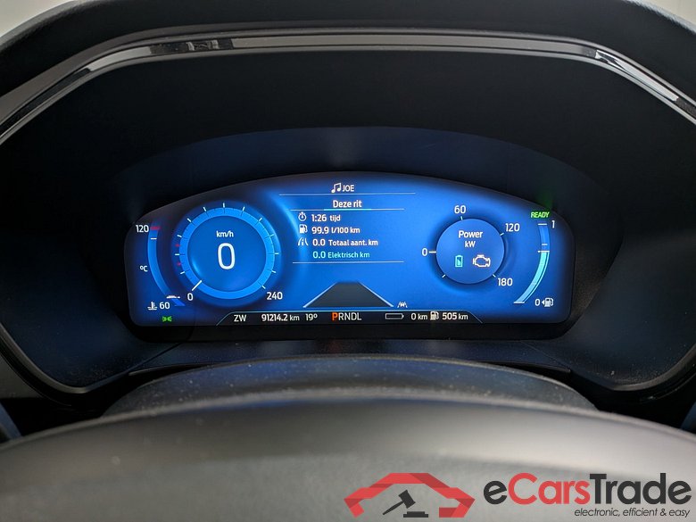FORD Kuga 2.5 PHEV ST-Line #6