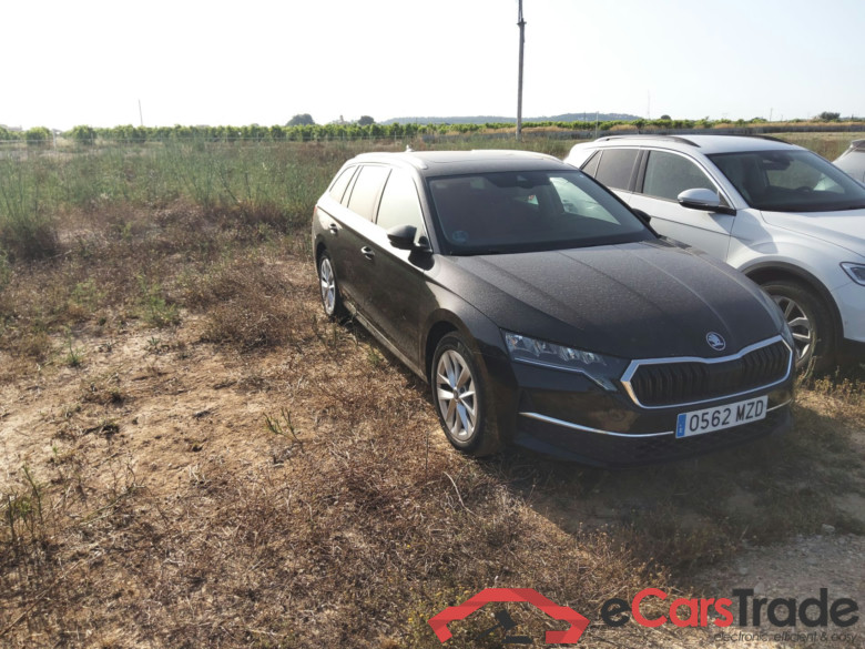 SKODA Octavia 1.5 TSI 110kW (150CV) m-HEV DSG 7 vel. AutomÃ¡tico Combi Design(Pano + Winterpack) #1