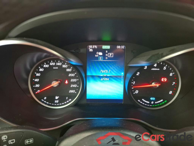 MERCEDES-BENZ GLC / 2019 / 5P / SUV GLC 300 e AMG Line 4Matic #6