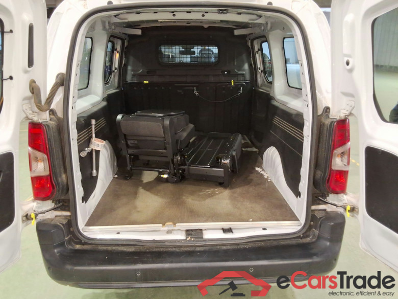 CITROAu2039N BERLINGO 1.5 BLUEHDI 100 XL HEAVY CLUB #3