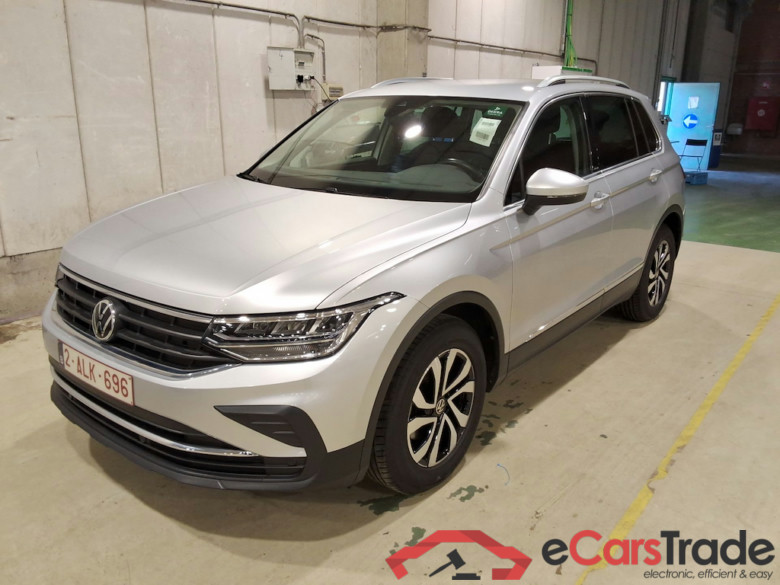 VOLKSWAGEN TIGUAN 1.5 TSI 96KW ACTIVE #1