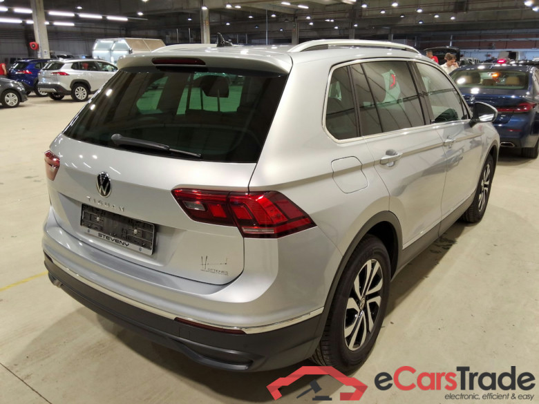 VOLKSWAGEN TIGUAN 1.5 TSI 96KW ACTIVE #4