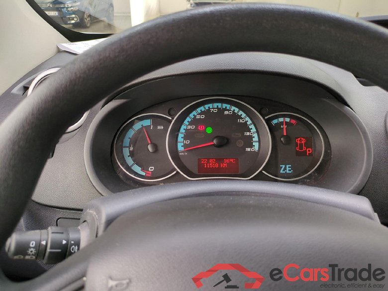 RENAULT Kangoo Express / 2013 / 3P / Fourgonnette Electric Gd Confort Achat Integral - 19 #6