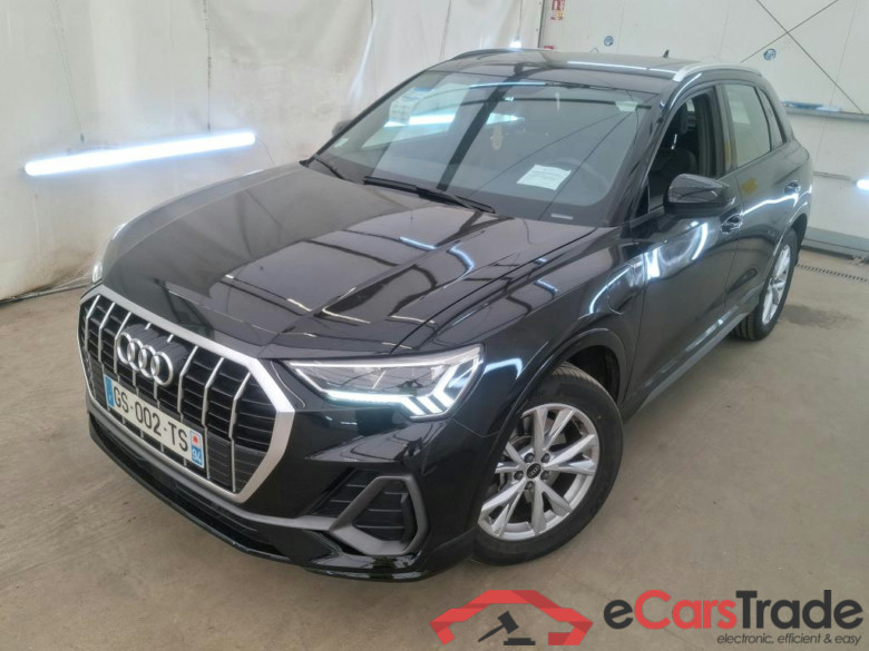 AUDI Q3 / 2018 / 5P / SUV 45 TFSI E 245 S TRONIC S LINE #1