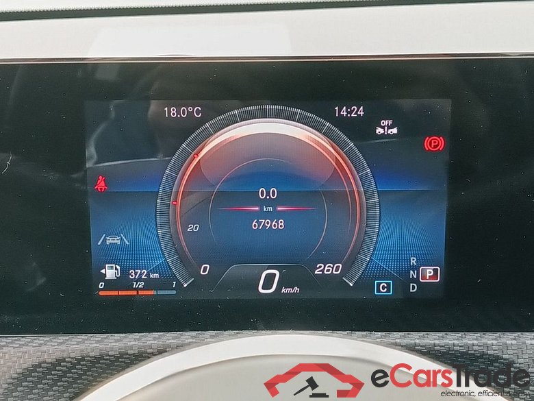 MERCEDES CLASSE CLA COUPE (C118) CLA 180 136hp Business Line 4d #6