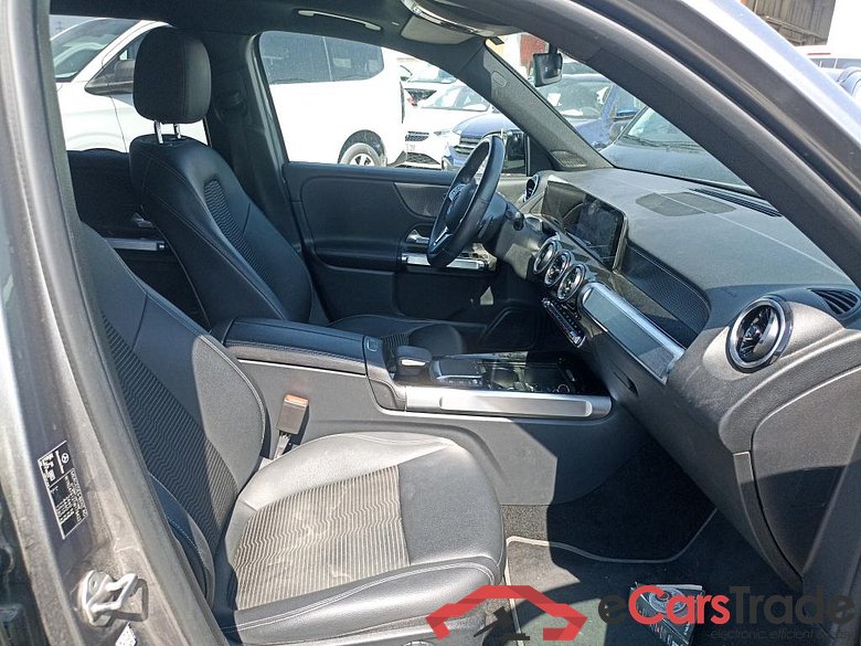 MERCEDES-BENZ GLB / 2019 / 5P / todoterreno 2.0 GLB 200 D 4MATIC DCT 110KW (150CV) #6