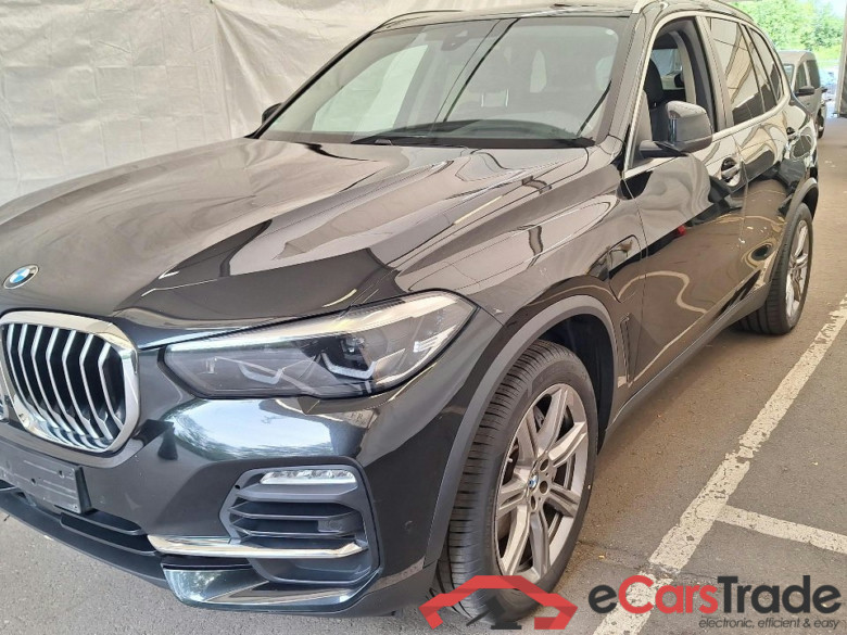 Baureihe X5 xDrive 45 e 3.0 290KW AT8 E6d #1