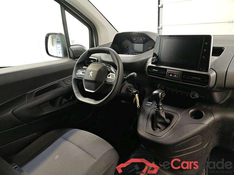 PEUGEOT Partner 1.2 PT. Premium #3