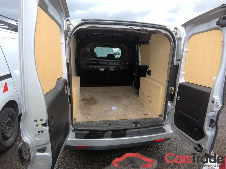 DOBLO CARGO MJET 105 PRO LOUNGE #5