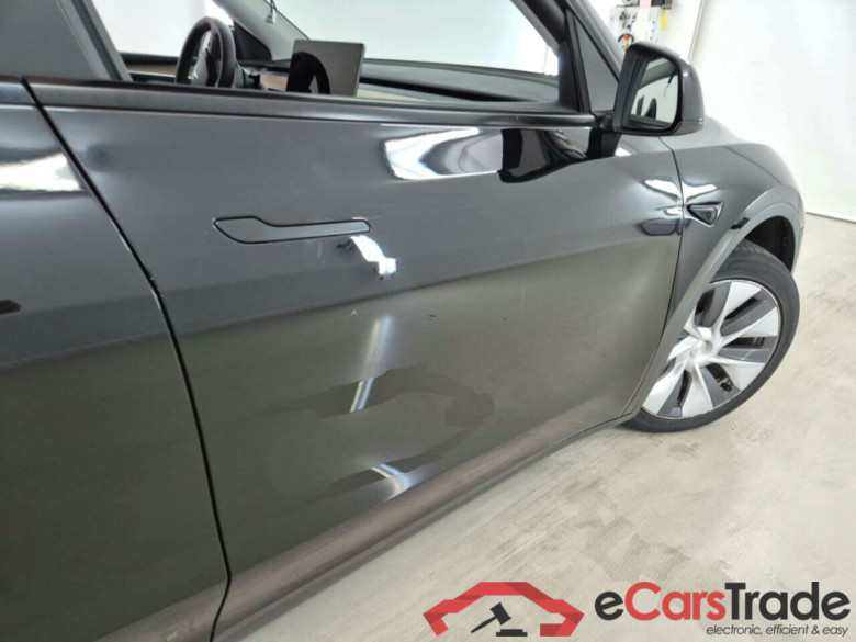 TESLA MODEL Y LONG RANGE DUAL MOTOR #4